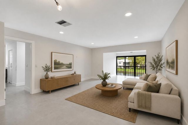 7898 Eastlake Drive 7d, Boca Raton, FL 33433