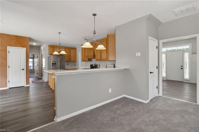 2162 Seastone TRCE, Chesapeake, VA 23321