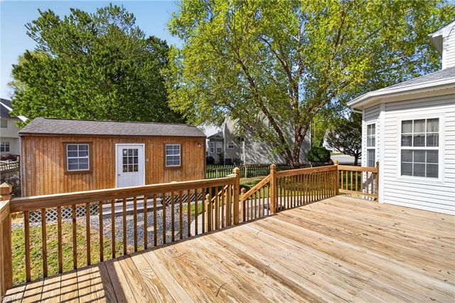 2162 Seastone TRCE, Chesapeake, VA 23321