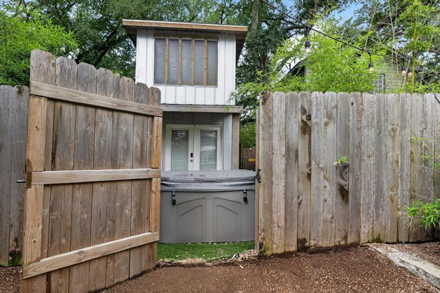 307 E 35th ST A, Austin, TX 78705