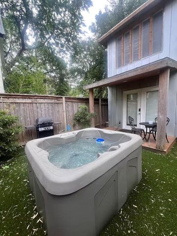 307 E 35th ST A, Austin, TX 78705