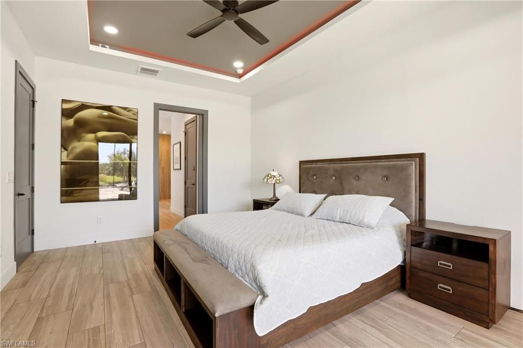 Image 18 of property listing at 3325 SW 8th CT, Cape Coral, FL 33914
