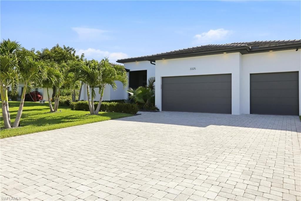 Image 42 of property listing at 3325 SW 8th CT, Cape Coral, FL 33914