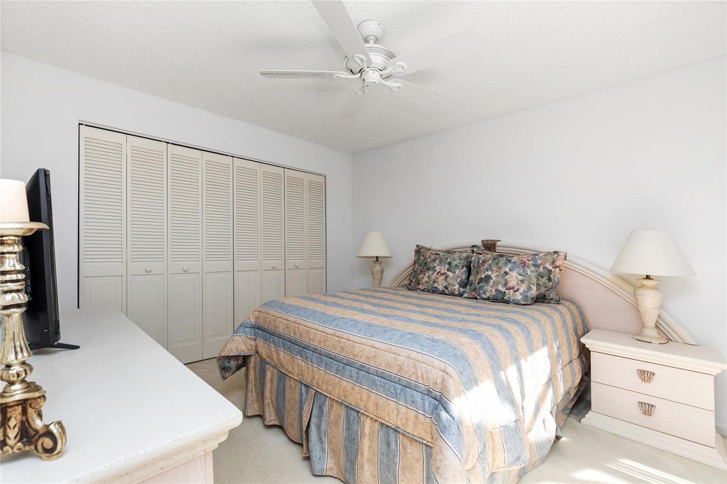 Image 23 of property listing at 6070 NW 96th Dr, Parkland, FL 33076