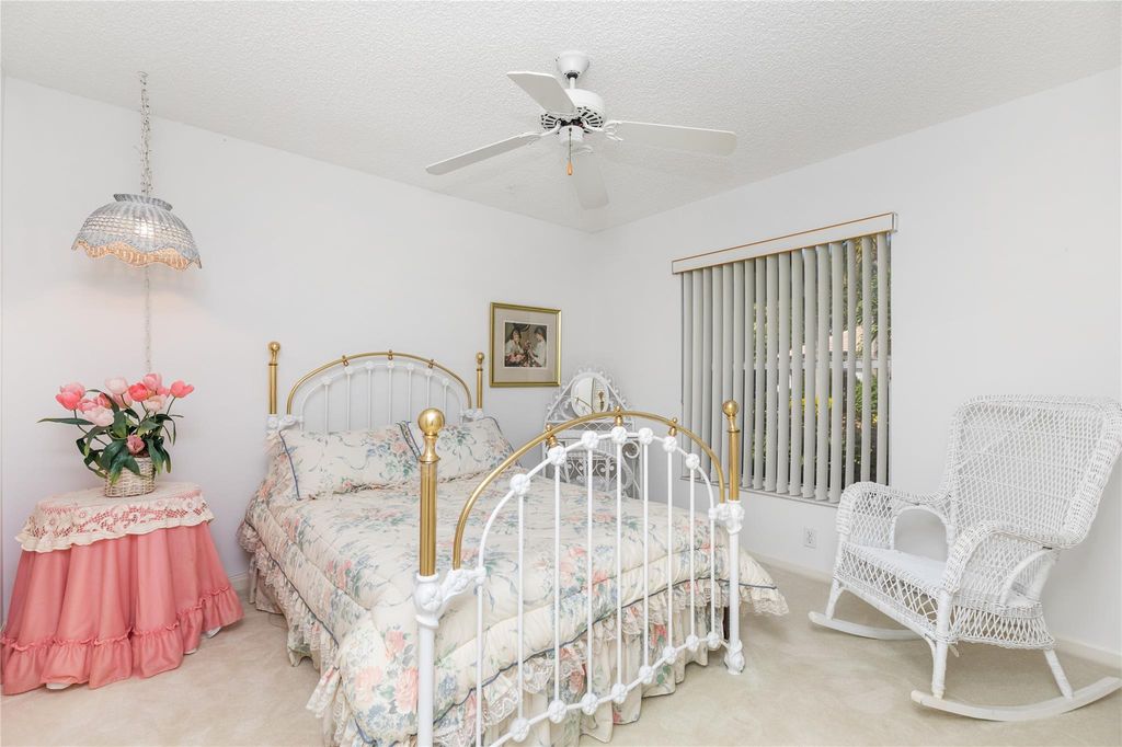 Image 27 of property listing at 6070 NW 96th Dr, Parkland, FL 33076