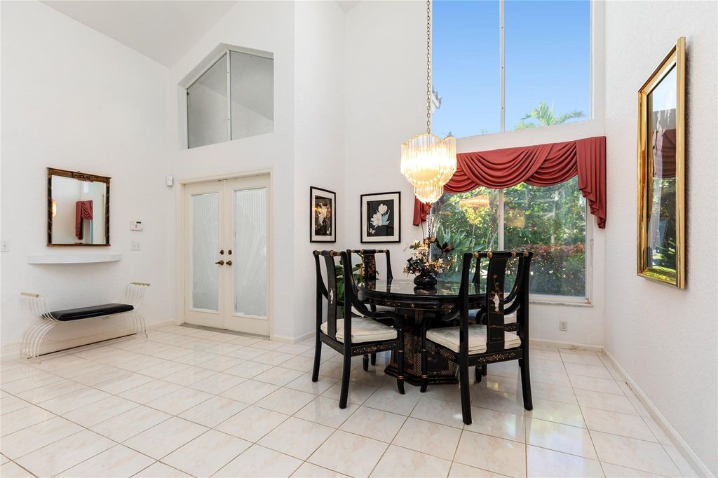 Image 8 of property listing at 6070 NW 96th Dr, Parkland, FL 33076