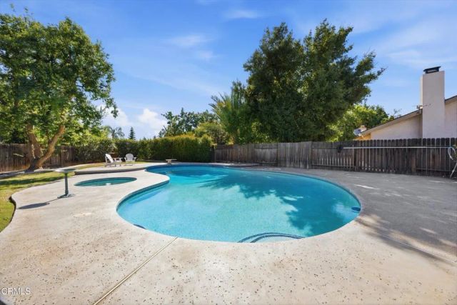 7221 Durango Way, Bakersfield, CA 93309