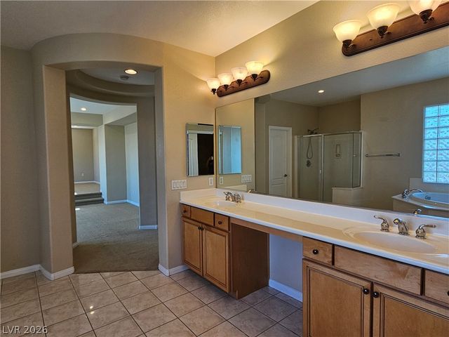 10012 Madison Walk Avenue, Las Vegas, NV 89149