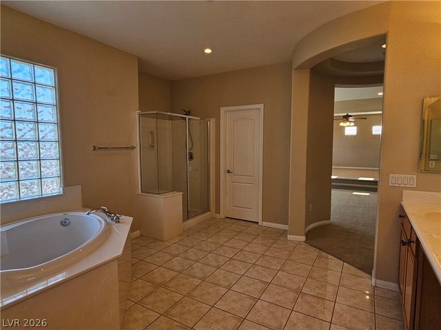 10012 Madison Walk Avenue, Las Vegas, NV 89149