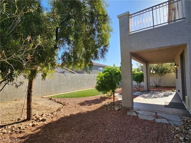 10012 Madison Walk Avenue, Las Vegas, NV 89149