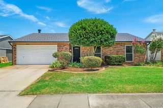 5121 Worley Drive, The Colony, TX 75056