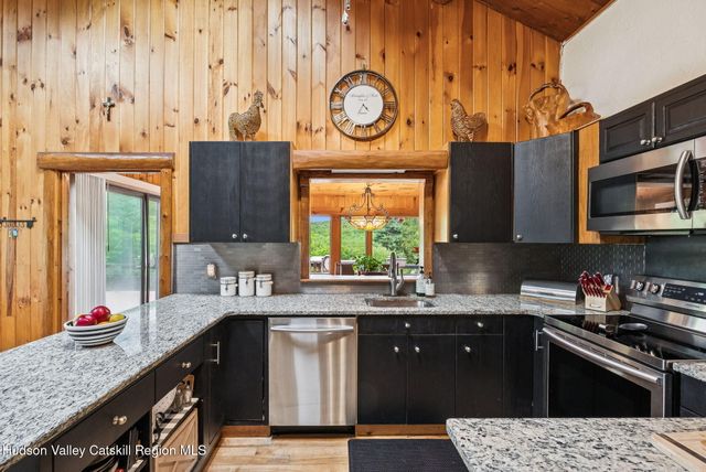5268 Route 20, Durham, NY 12422