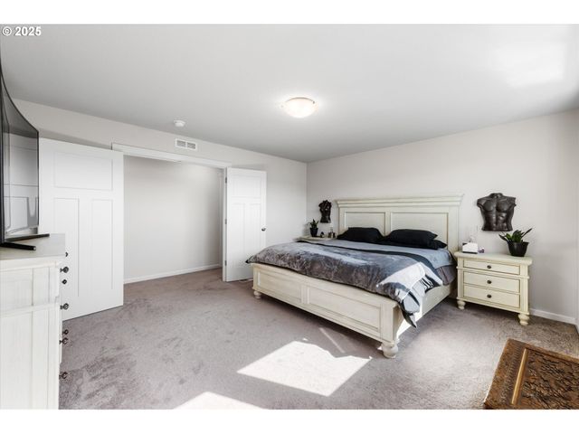 1906 MELODY Way, Longview, WA 98632