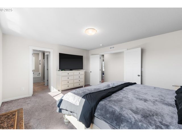 1906 MELODY Way, Longview, WA 98632