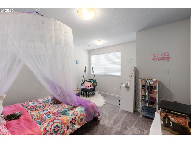 1906 MELODY Way, Longview, WA 98632