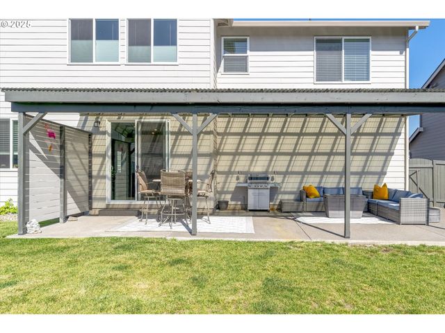 1906 MELODY Way, Longview, WA 98632