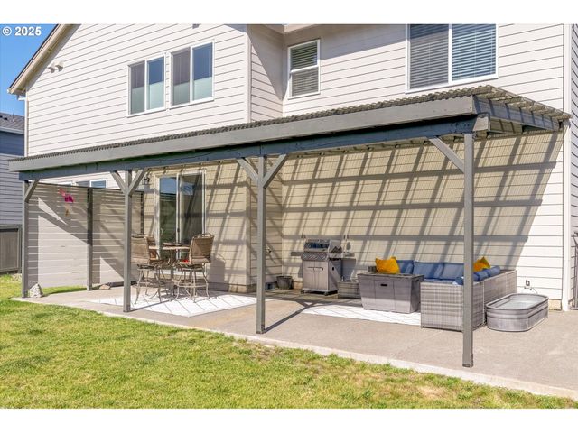 1906 MELODY Way, Longview, WA 98632