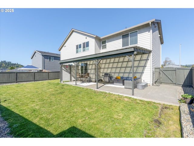 1906 MELODY Way, Longview, WA 98632