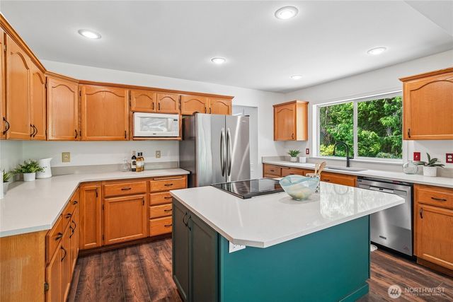 9017 381st Avenue SE, Snoqualmie, WA 98065