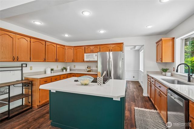 9017 381st Avenue SE, Snoqualmie, WA 98065