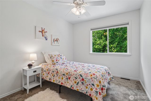 9017 381st Avenue SE, Snoqualmie, WA 98065