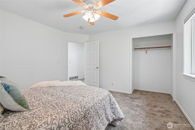 9017 381st Avenue SE, Snoqualmie, WA 98065