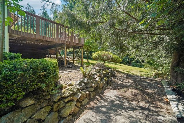 9017 381st Avenue SE, Snoqualmie, WA 98065