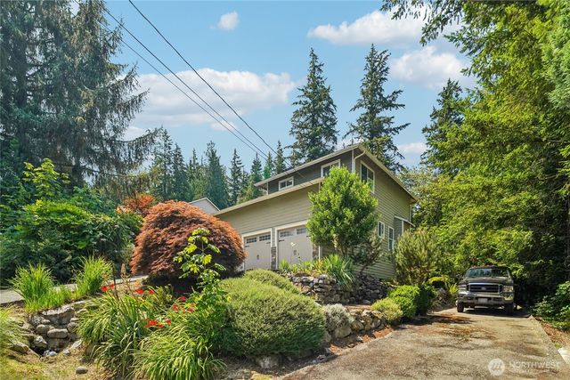 9017 381st Avenue SE, Snoqualmie, WA 98065