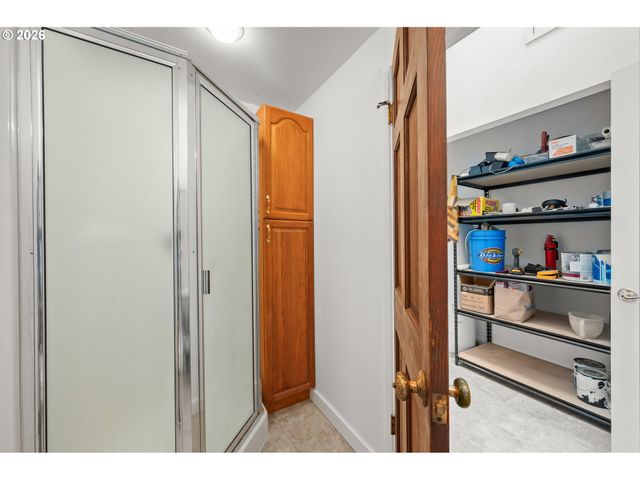 84640 LORANE Hwy, Eugene, OR 97405