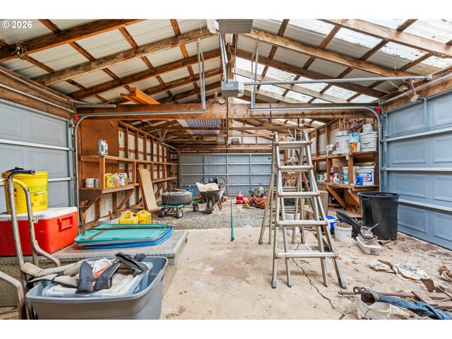 84640 LORANE Hwy, Eugene, OR 97405