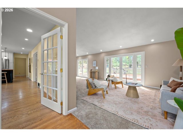 84640 LORANE Hwy, Eugene, OR 97405
