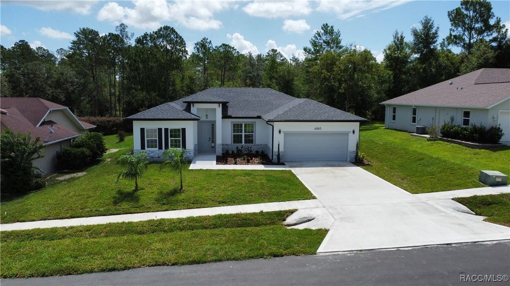 6263 N Whispering Oak Loop, Beverly Hills, FL 34465