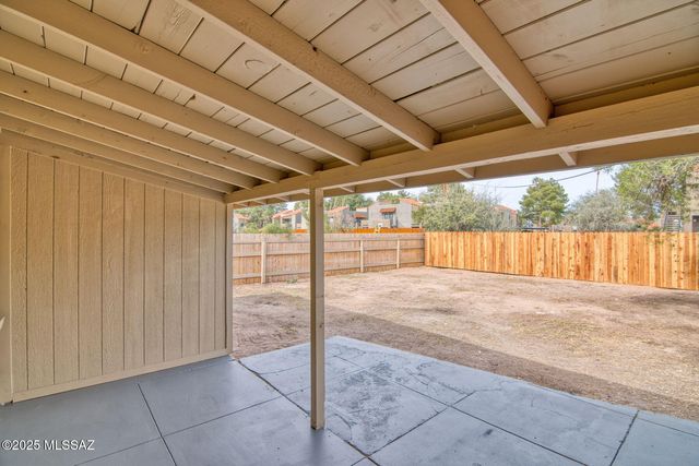 805 E Joan Place, Tucson, AZ 85719