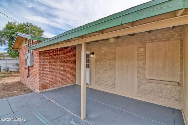 805 E Joan Place, Tucson, AZ 85719