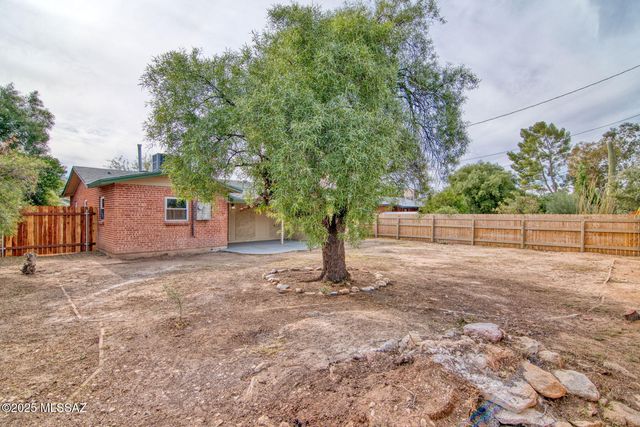 805 E Joan Place, Tucson, AZ 85719