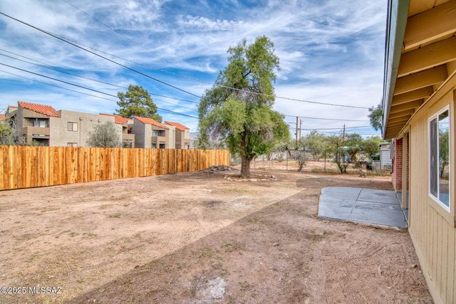 805 E Joan Place, Tucson, AZ 85719