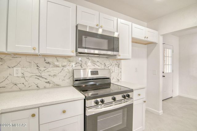 805 E Joan Place, Tucson, AZ 85719