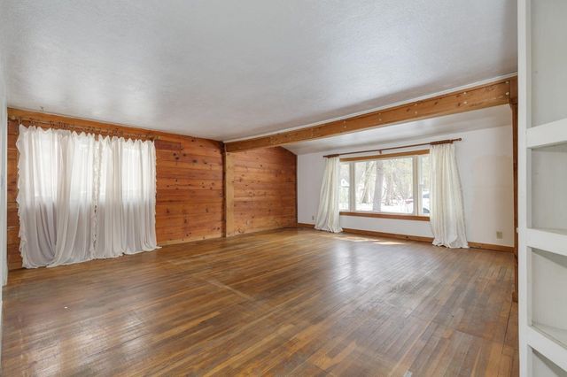 81 Village Street, Concord, NH 03303