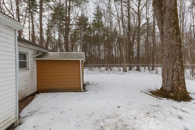 81 Village Street, Concord, NH 03303