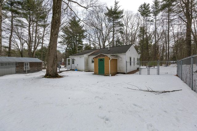 81 Village Street, Concord, NH 03303