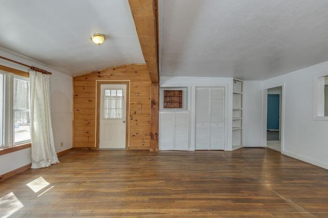 81 Village Street, Concord, NH 03303