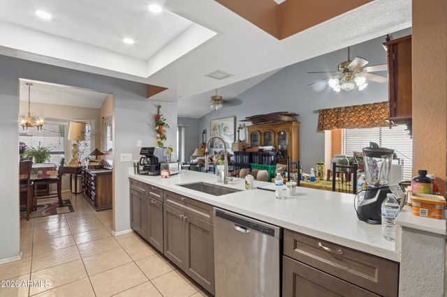 5138 W DIANA Avenue, Glendale, AZ 85302