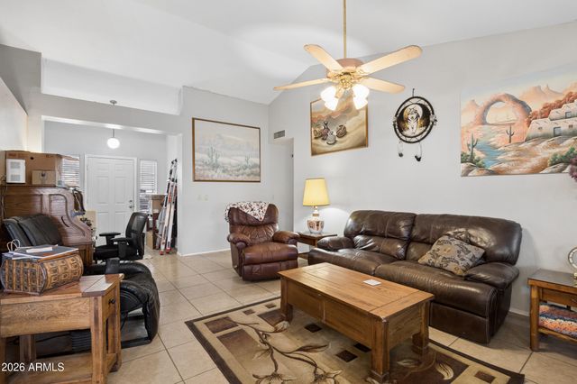 5138 W DIANA Avenue, Glendale, AZ 85302