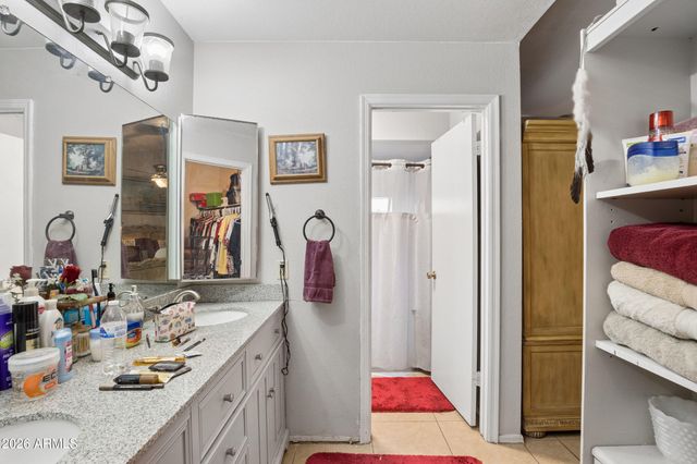 5138 W DIANA Avenue, Glendale, AZ 85302