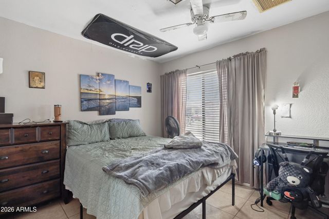 5138 W DIANA Avenue, Glendale, AZ 85302
