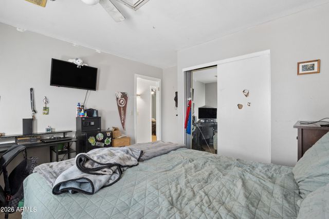 5138 W DIANA Avenue, Glendale, AZ 85302