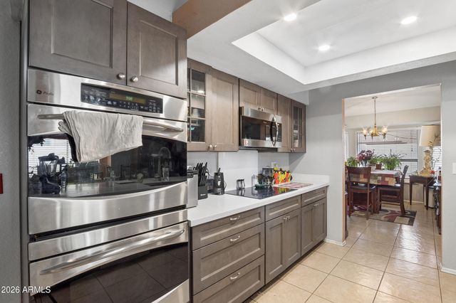 5138 W DIANA Avenue, Glendale, AZ 85302