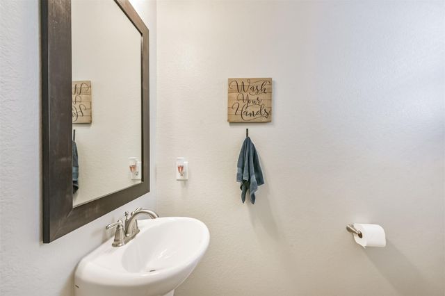 17120 Edge Branch Lane, Houston, TX 77044