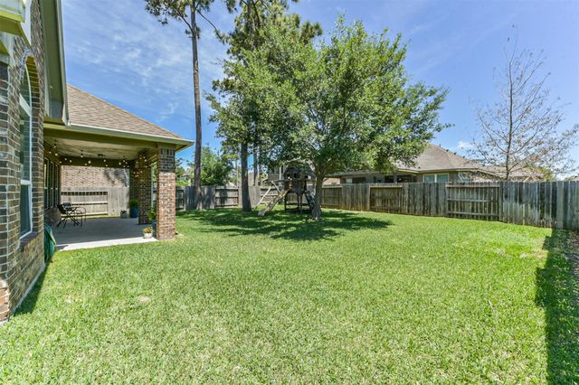 17120 Edge Branch Lane, Houston, TX 77044