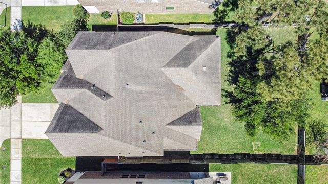 17120 Edge Branch Lane, Houston, TX 77044